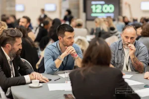 The Dual Soul of Purchasing: Who Searches Isn't Always Who Decides. How to Communicate to Both.